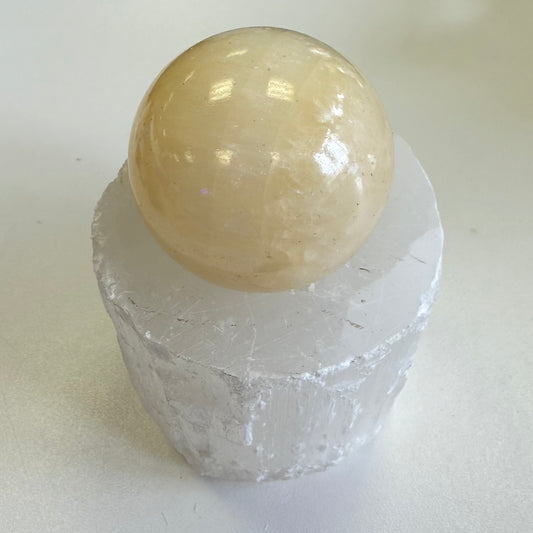 Yellow calcite sphere