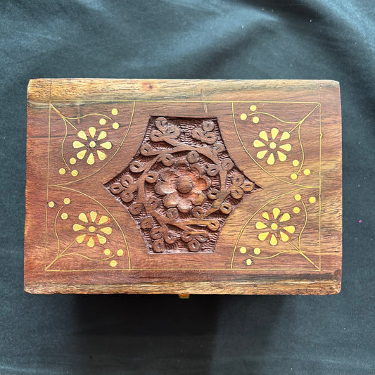 Flower Essential Oil Box