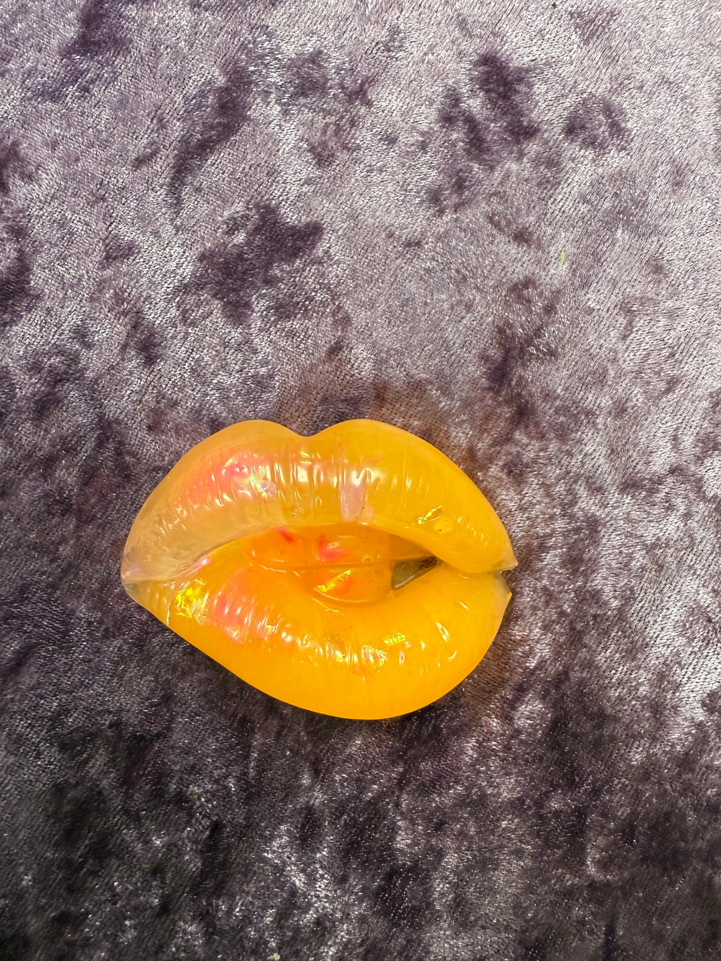 Resin Lip Figure