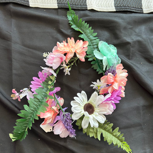 White Daisy Floral Crown