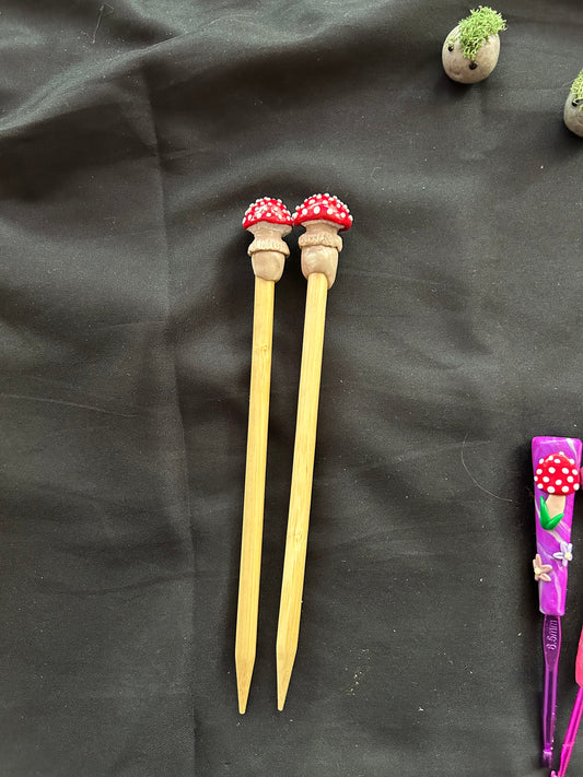 Mushroom Embellished Knitting Needles