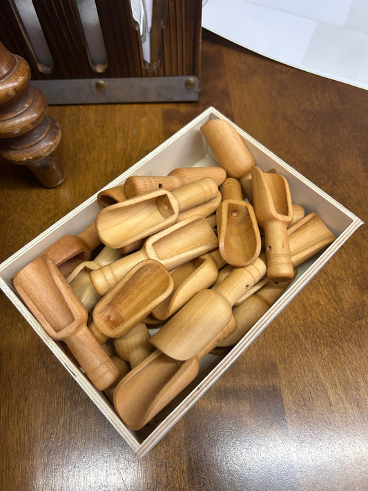 Wood Scoop